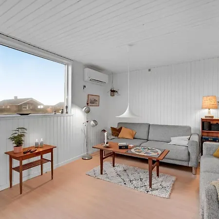 Ferienhaus 3 Bedroom Nice In