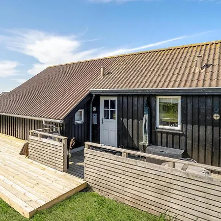 3 Bedroom Nice In